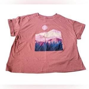 Bearpaw cropped tshirt size women's large